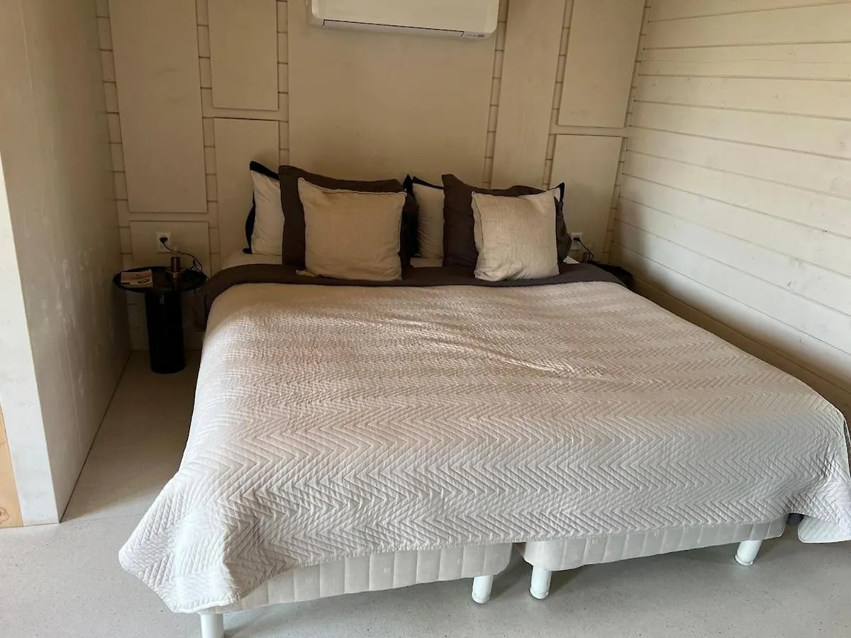 R&M Boutique Bed & Breakfast Lijnden