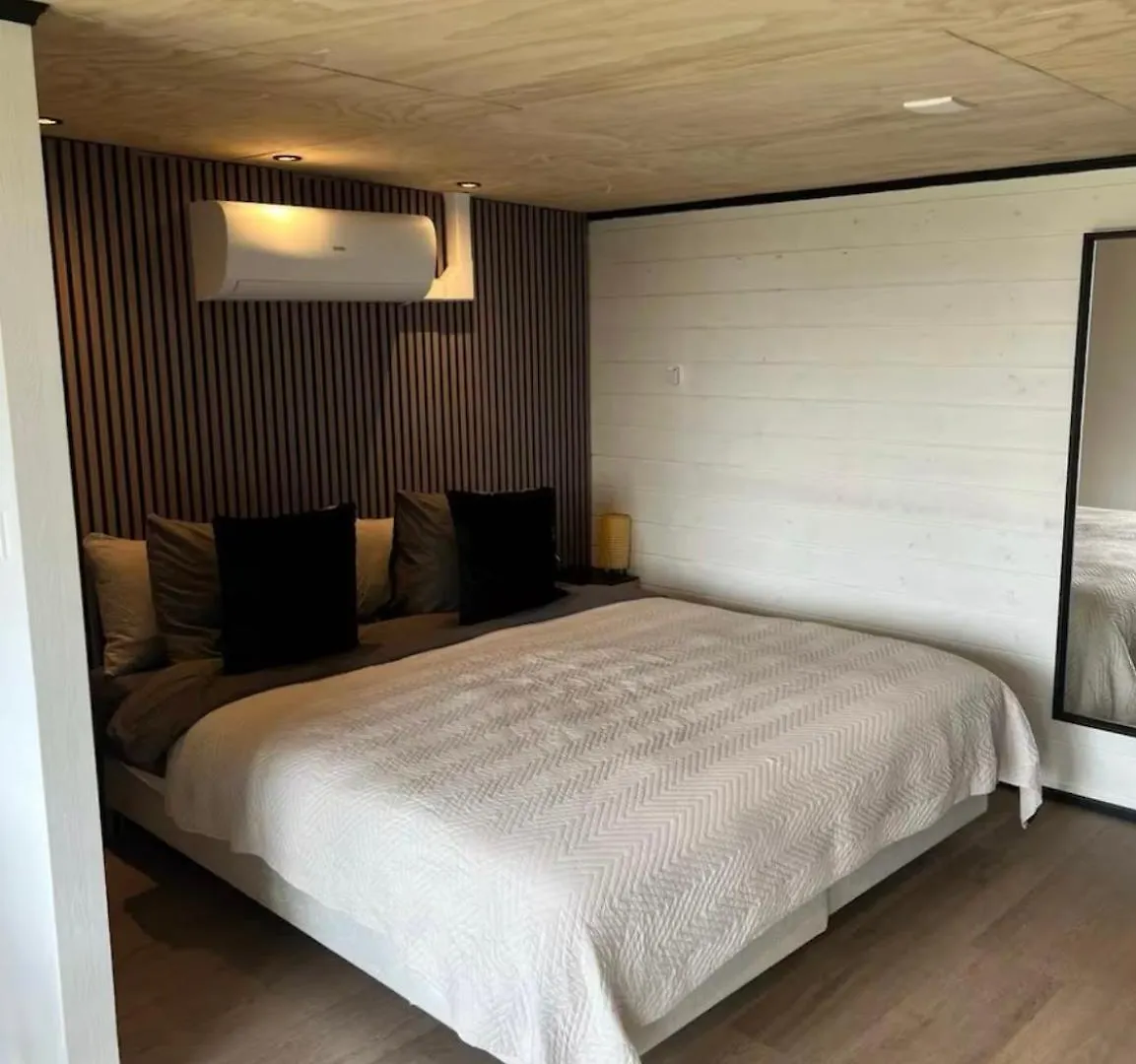 R&M Boutique Bed & Breakfast Lijnden