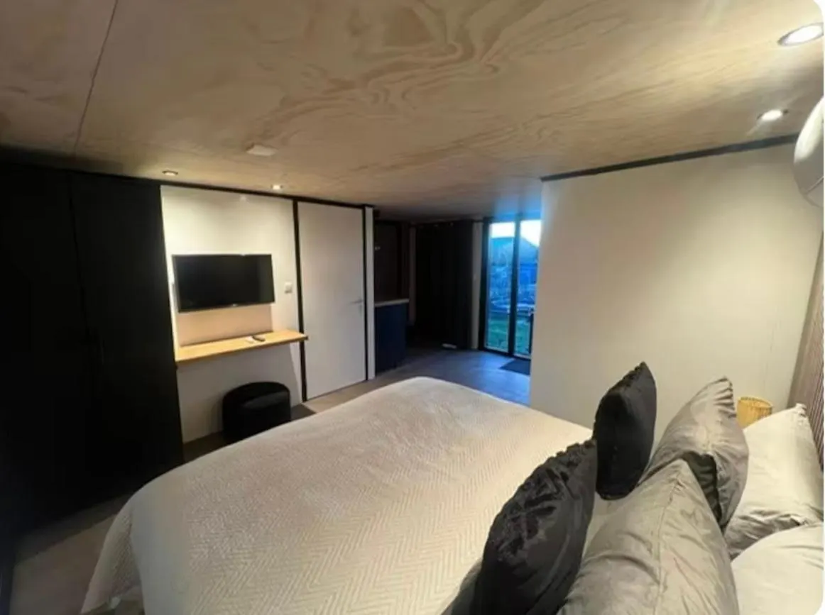 R&M Boutique Bed & Breakfast Lijnden